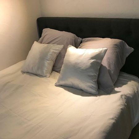 Studio 2 Pers En Vieille Ville Parking Gratuit - By La Source D'Orfee Boulogne-sur-Mer Bagian luar foto