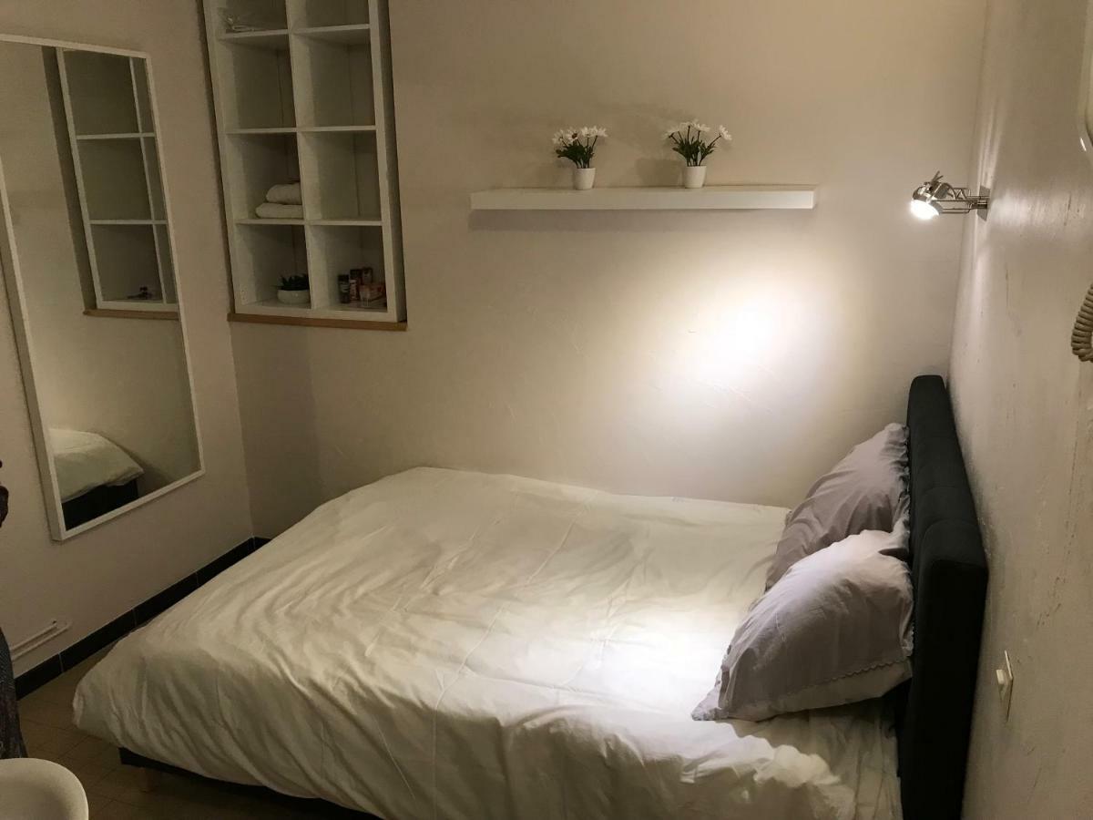 Studio 2 Pers En Vieille Ville Parking Gratuit - By La Source D'Orfee Boulogne-sur-Mer Bagian luar foto