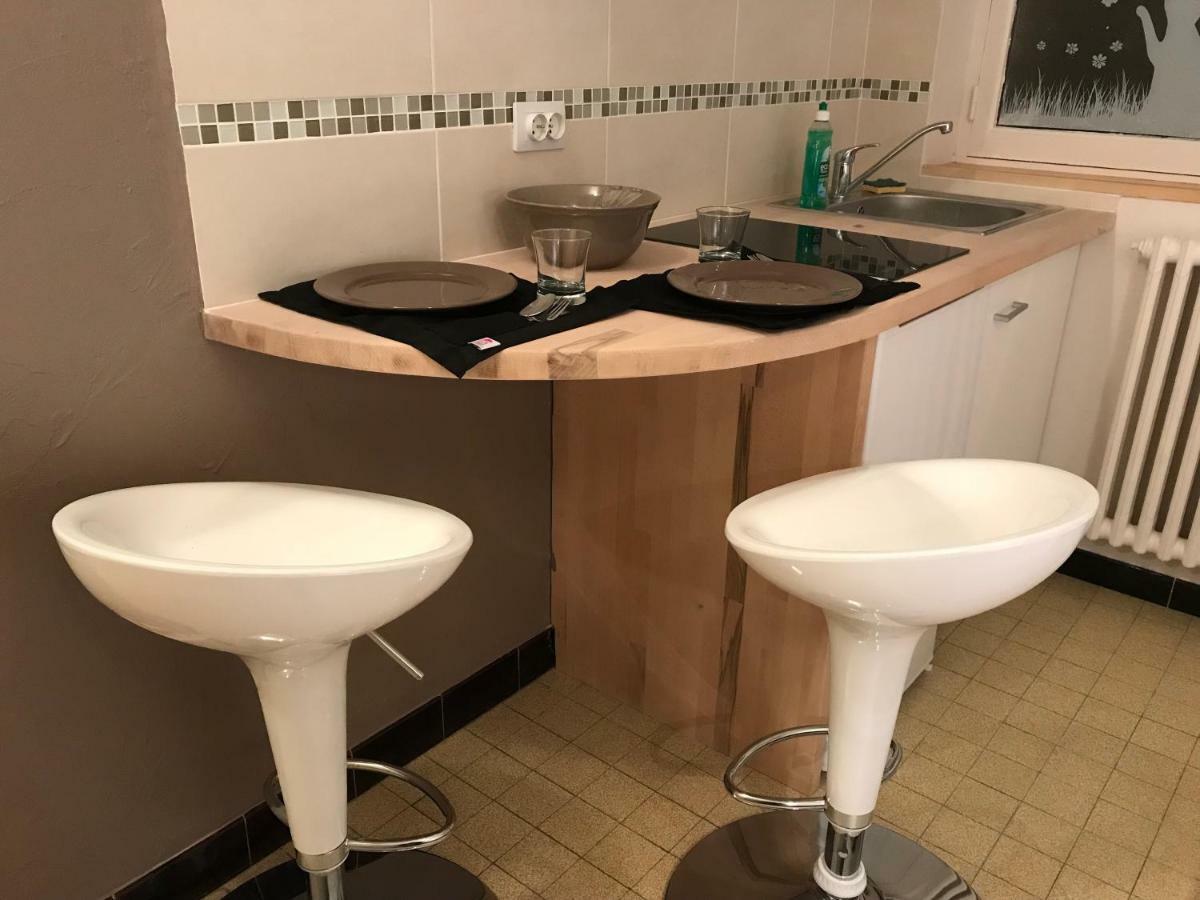 Studio 2 Pers En Vieille Ville Parking Gratuit - By La Source D'Orfee Boulogne-sur-Mer Bagian luar foto